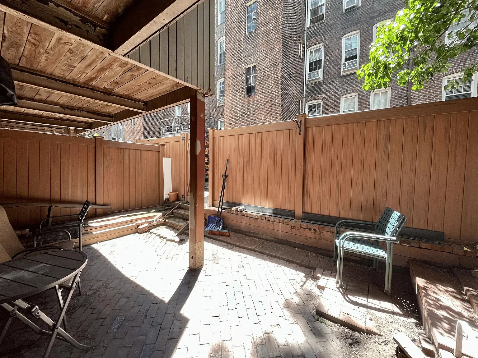 49 Saint Germain St, Back Bay