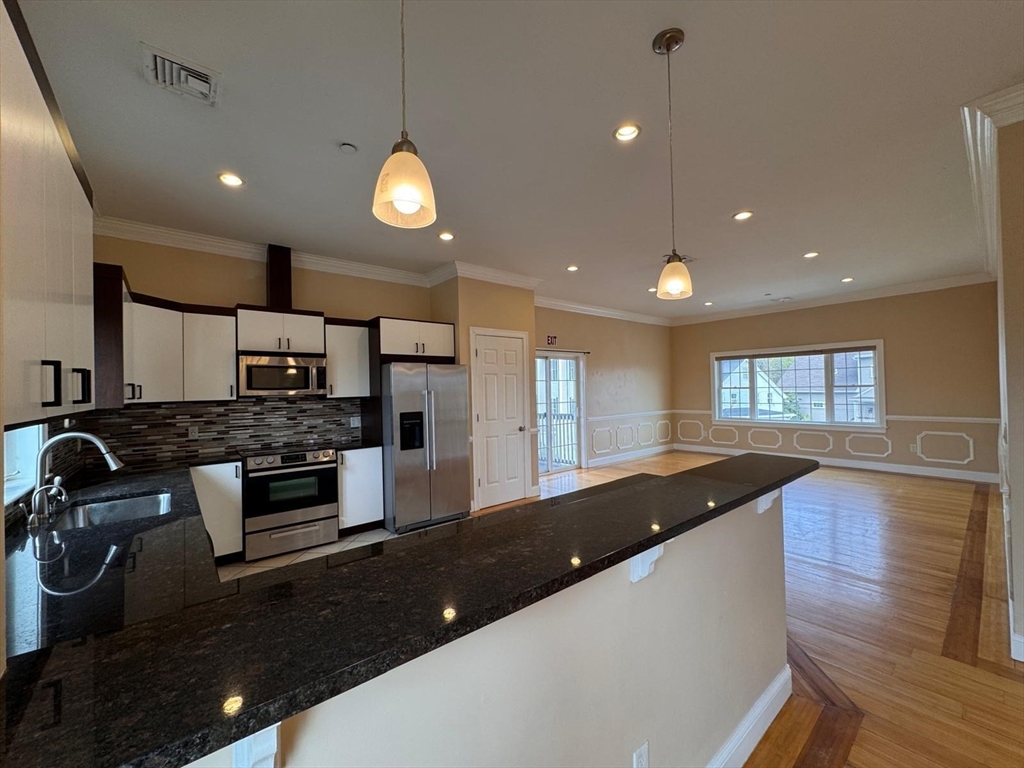 473 Revere Beach Pkwy, Revere