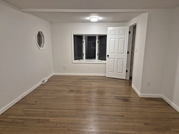 5 Lakeview Ave, Peabody