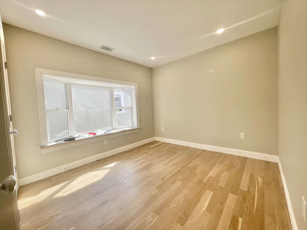 343 Market, Brighton