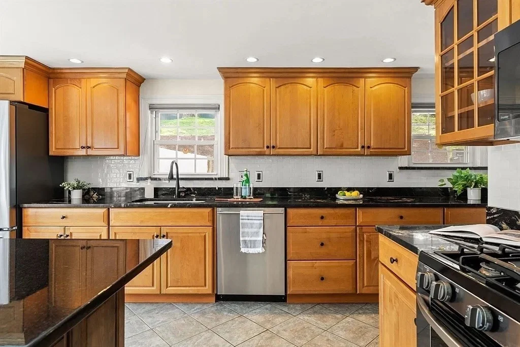 334 Mystic St, Arlington