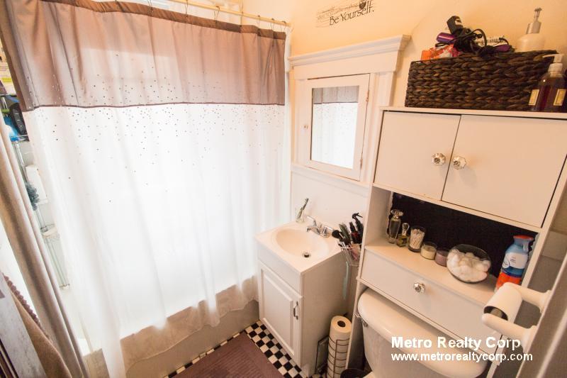 1950 Commonwealth Ave, Brighton