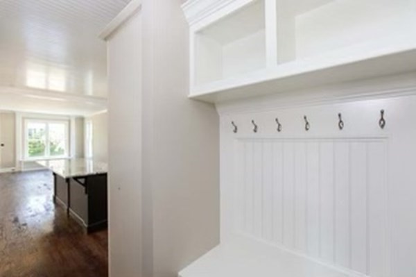 9 Ridgeway Ave, Needham