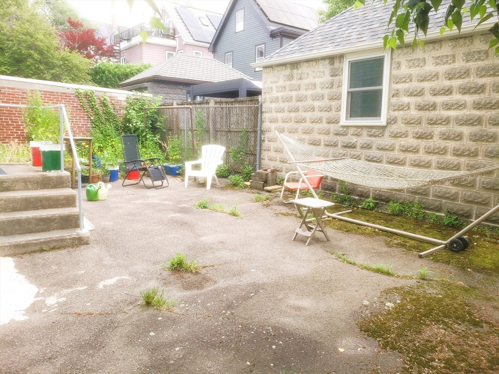 19 Burnside Ave, Spring Hill