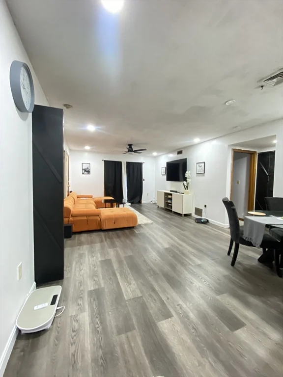 375 Aiken Ave, Lowell