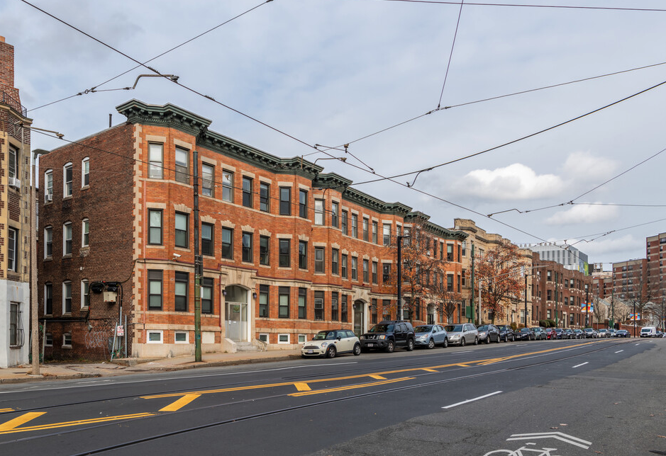 891 Huntington Ave, Mission Hill