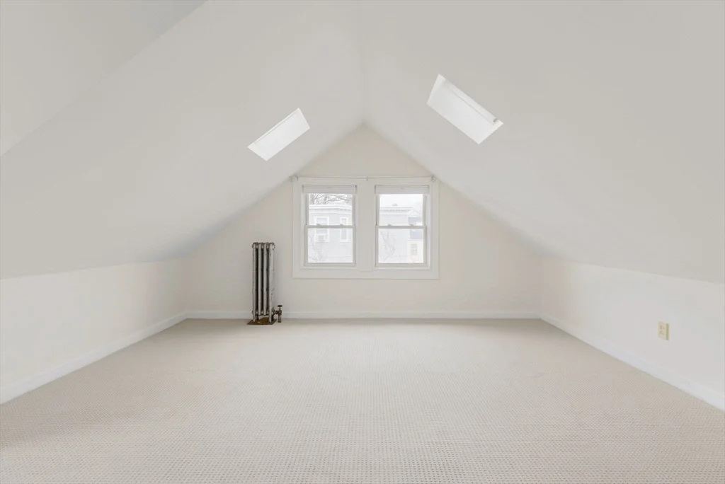 29 Sherman St, Neighborhood 9