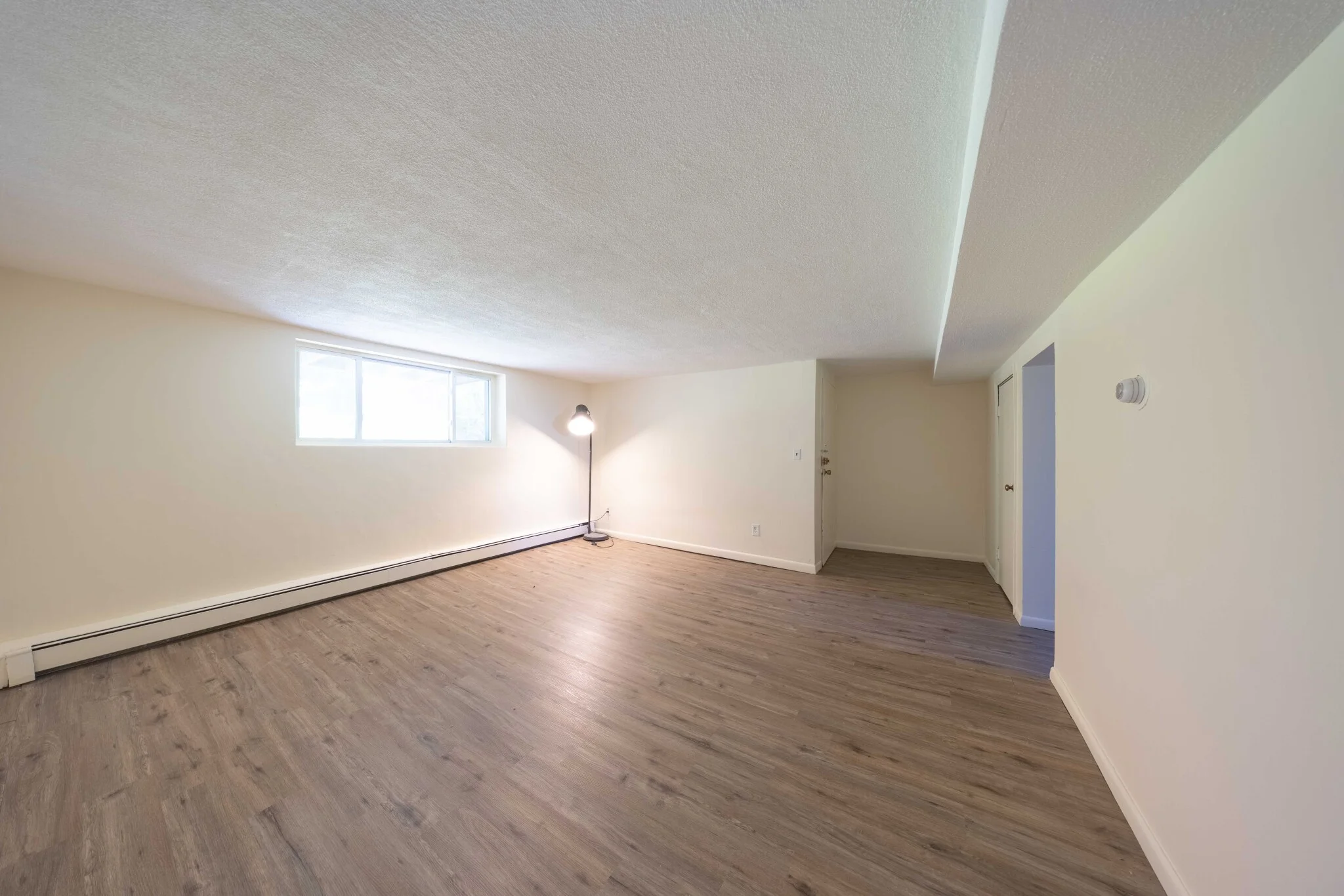33 Westgate Rd, Chestnut Hill
