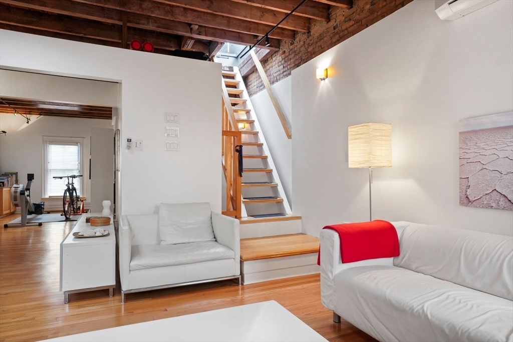 90 Appleton, South End