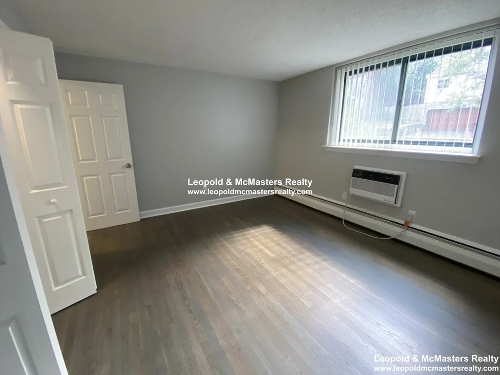 519 Washington, Griggs Park