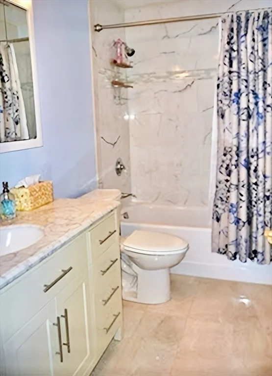 33 Pond Ave, Brookline Village