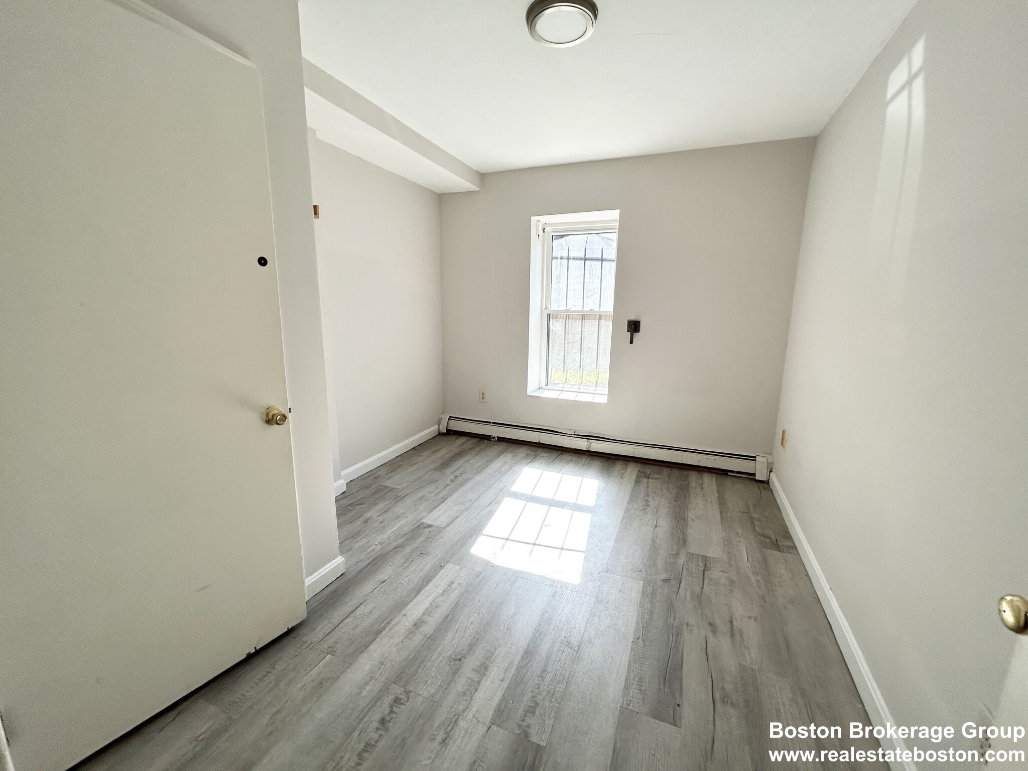 92 Hammond St, Roxbury