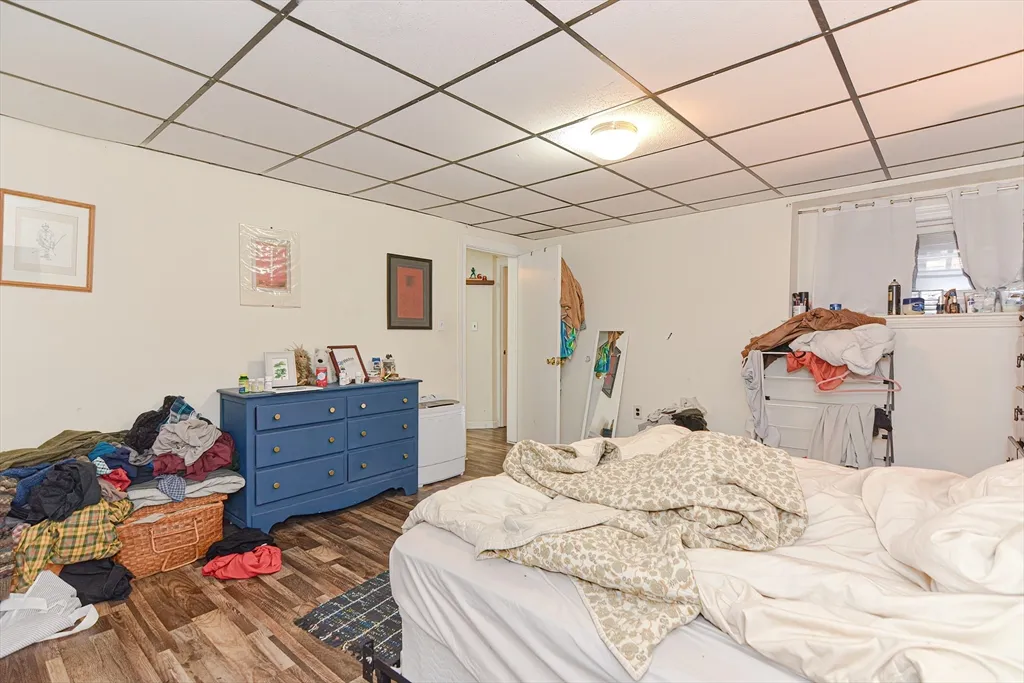 1524 Commonwealth Ave, Brighton