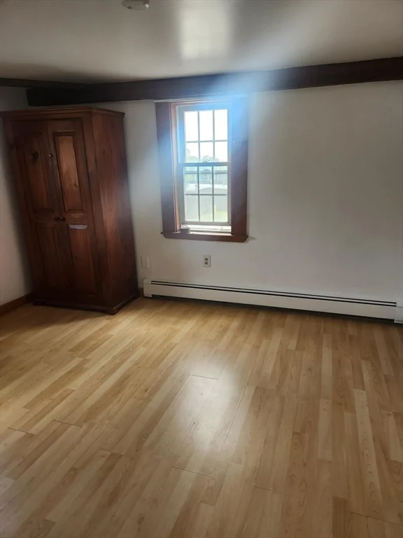 92 Main St, Hopkinton