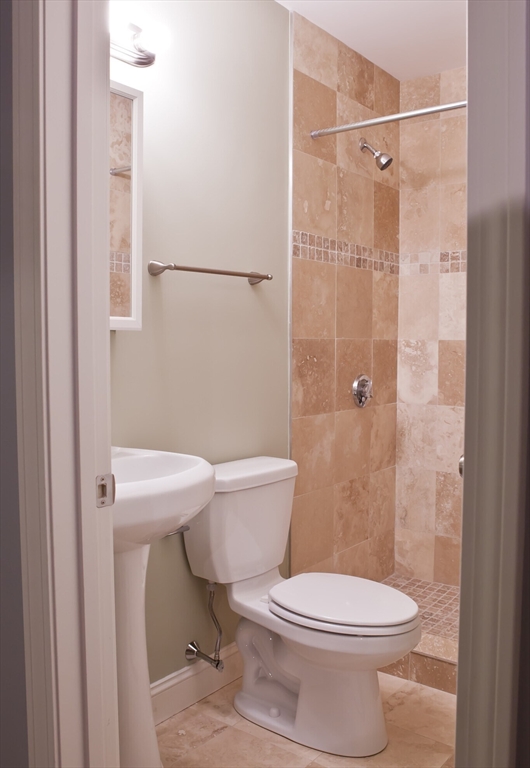 195 West 3rd St, South Boston