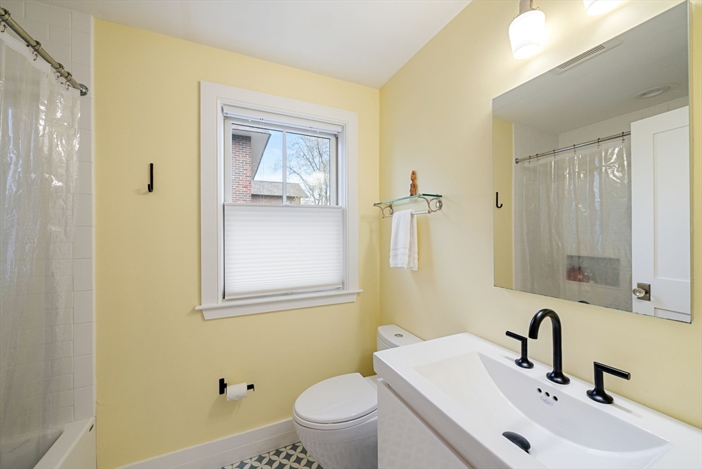 14 Hubbard Ave, Cambridge