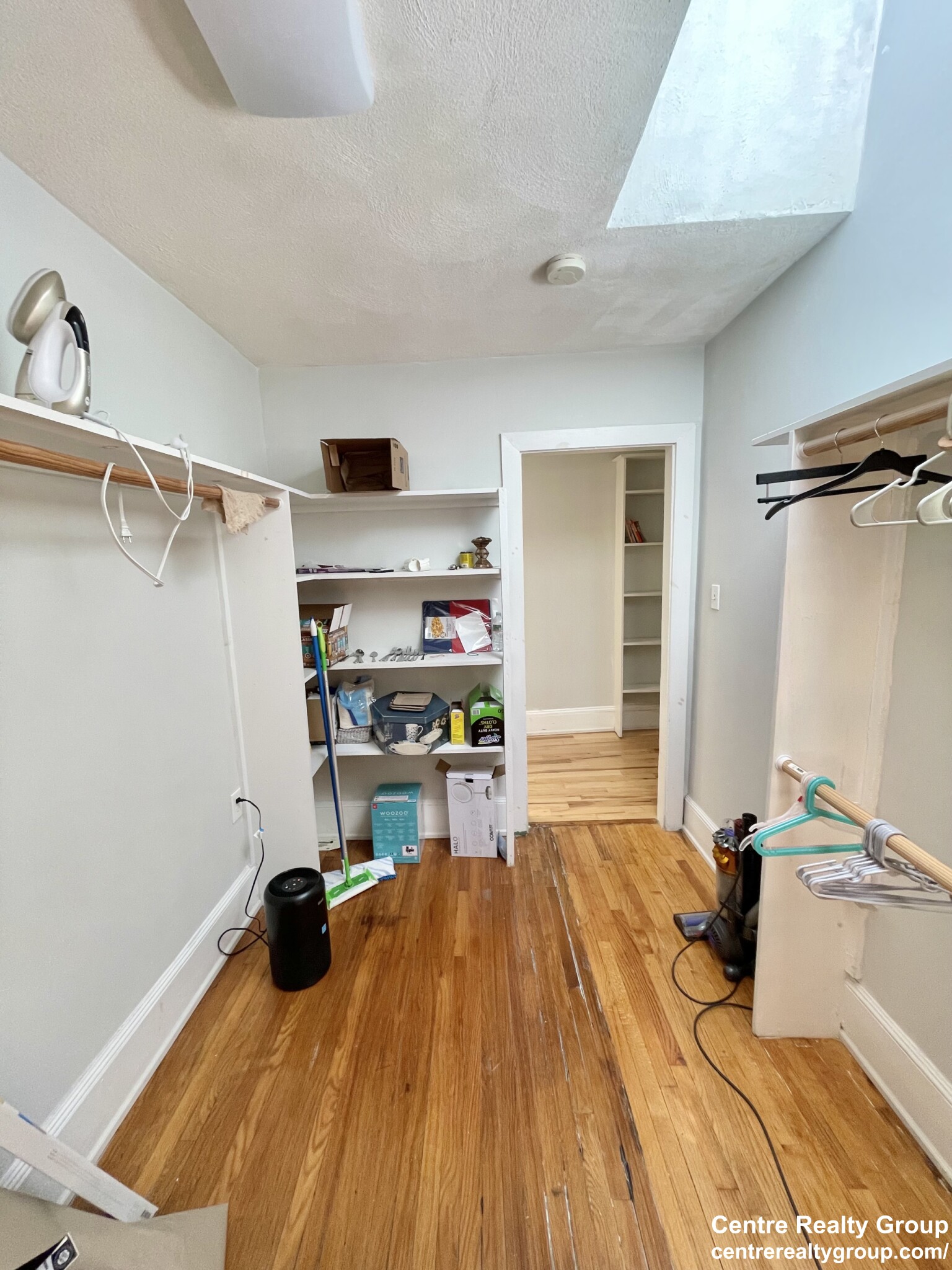 94 Mount Pleasant Ave, Roxbury