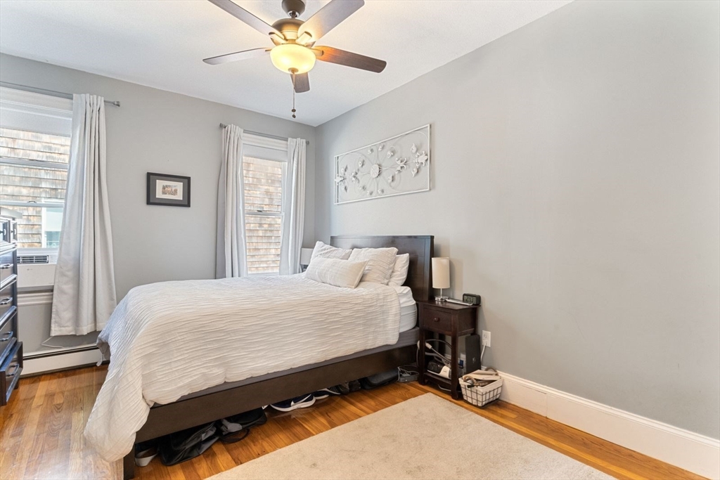 642 E 8th St, South Boston