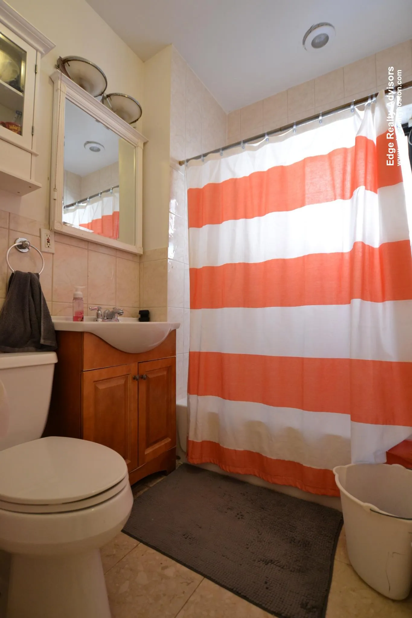 21 Park Vale Ave, Brighton