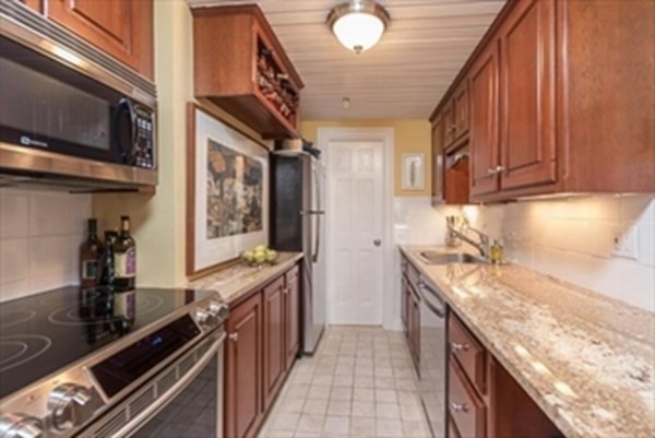 258 Marlborough, Back Bay