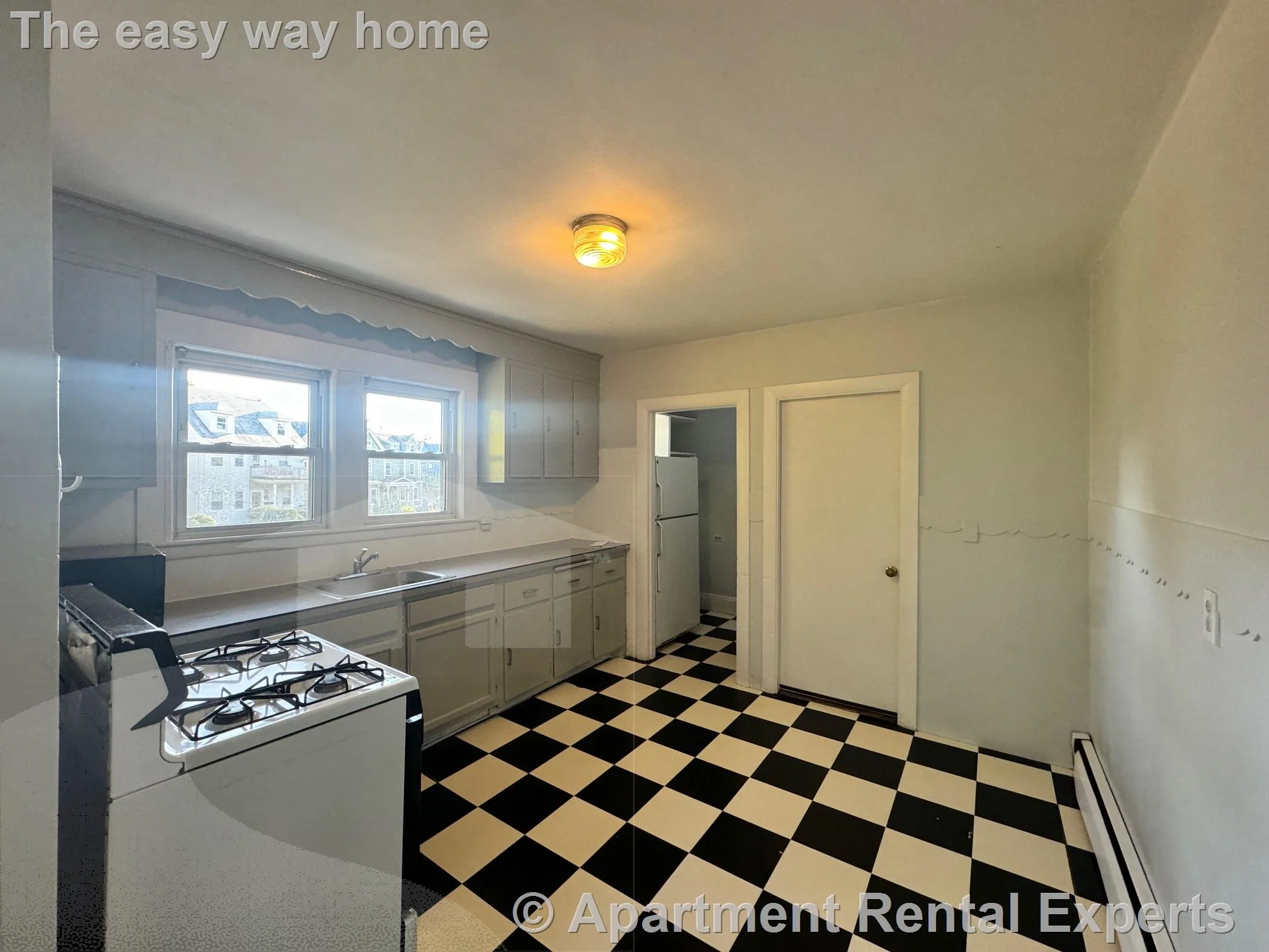 879 Broadway, Davis Square