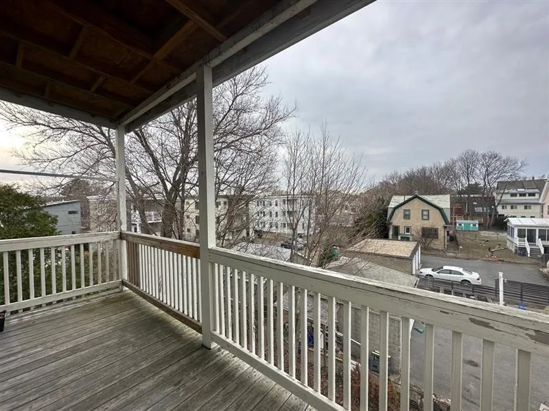 137 Dudley St, North Cambridge