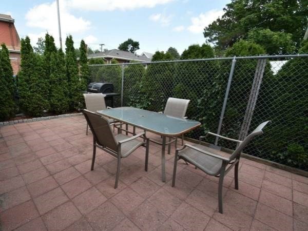 2 bed, 1 bath apartment for rent at 68 1st St Unit 1, Medford — photo 7 of 8