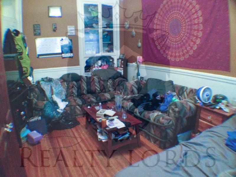 1 split bed, 1 bath apartment for rent at 66 Harvard Ave Unit 2, Allston — photo 4 of 4