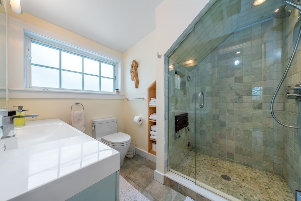 3 bed, 3 bath apartment for rent at 69 Thorndike St Unit 1, Kendall Square — photo 4 of 21