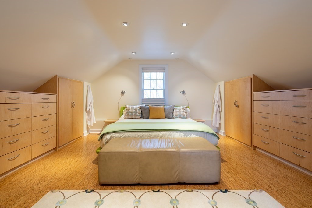 3 bed, 3 bath apartment for rent at 69 Thorndike St Unit 1, Kendall Square — photo 5 of 21