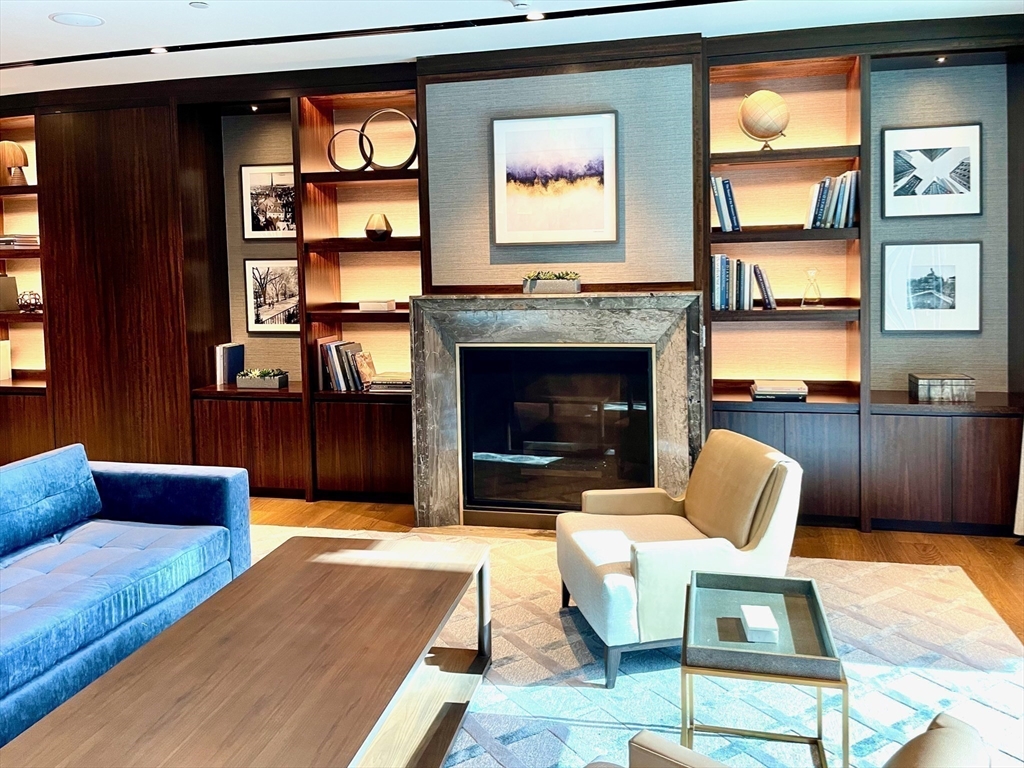 135 Seaport Blvd, Seaport District