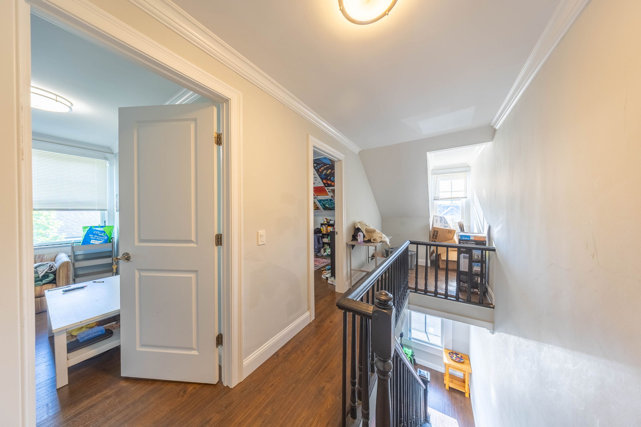 664 Moody St, South Side