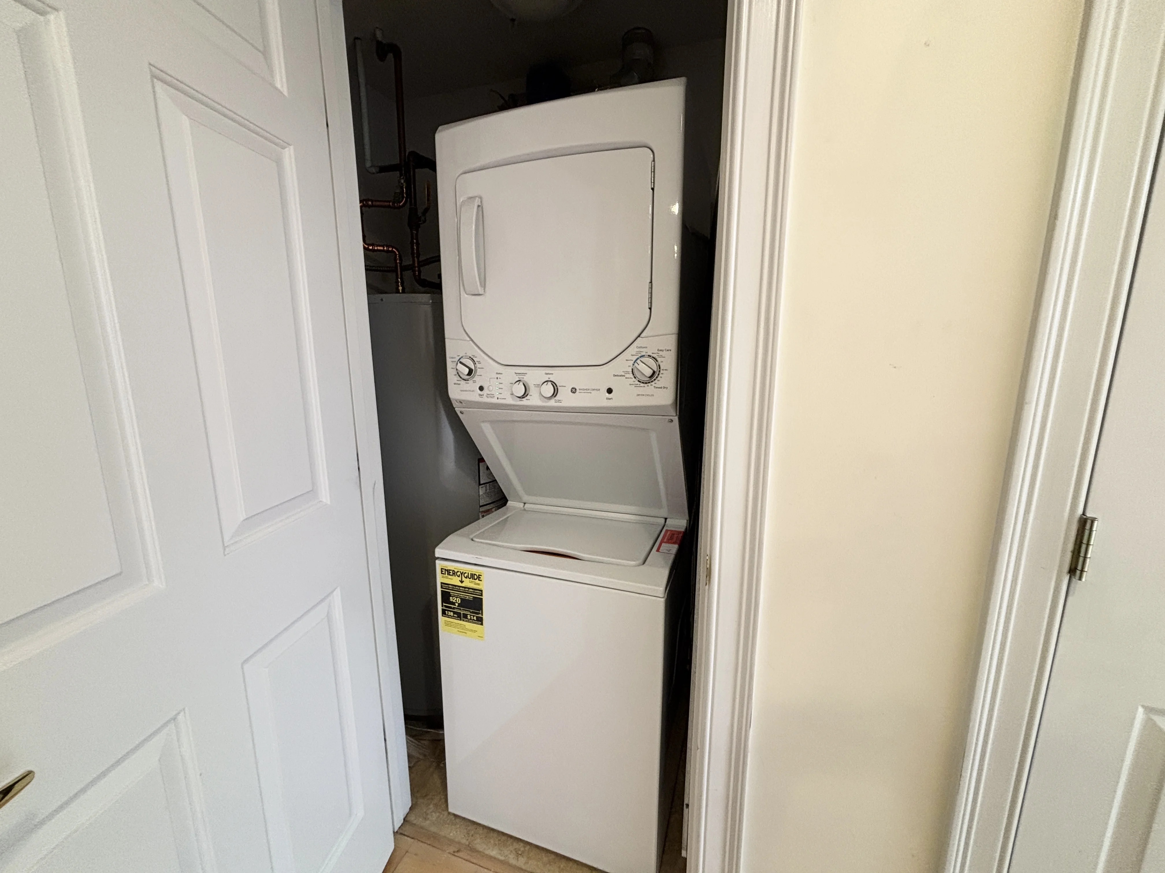 121 Centre St, North Brookline