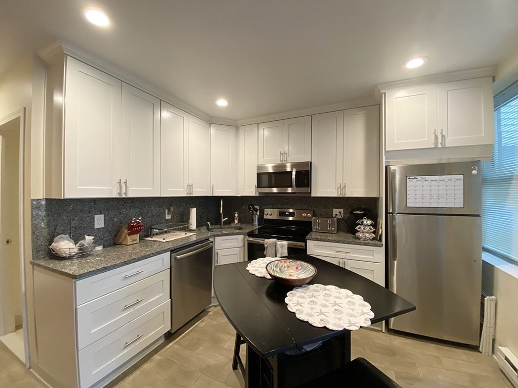 119 Cottage St, East Boston