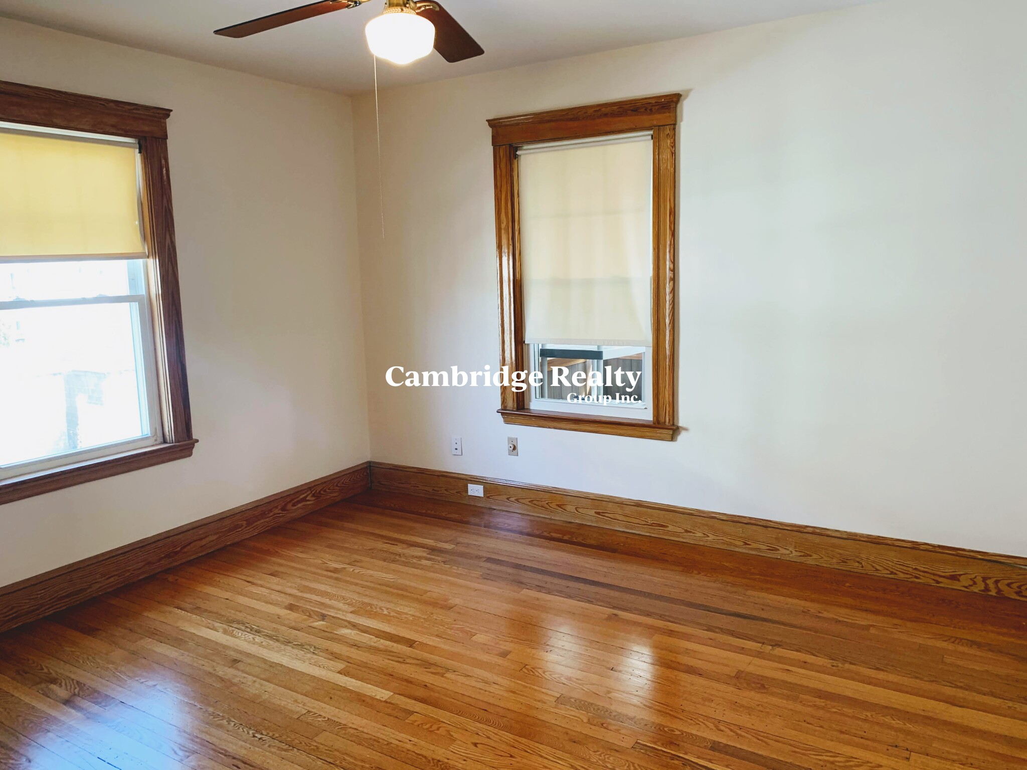 19 Adams St, Arlington