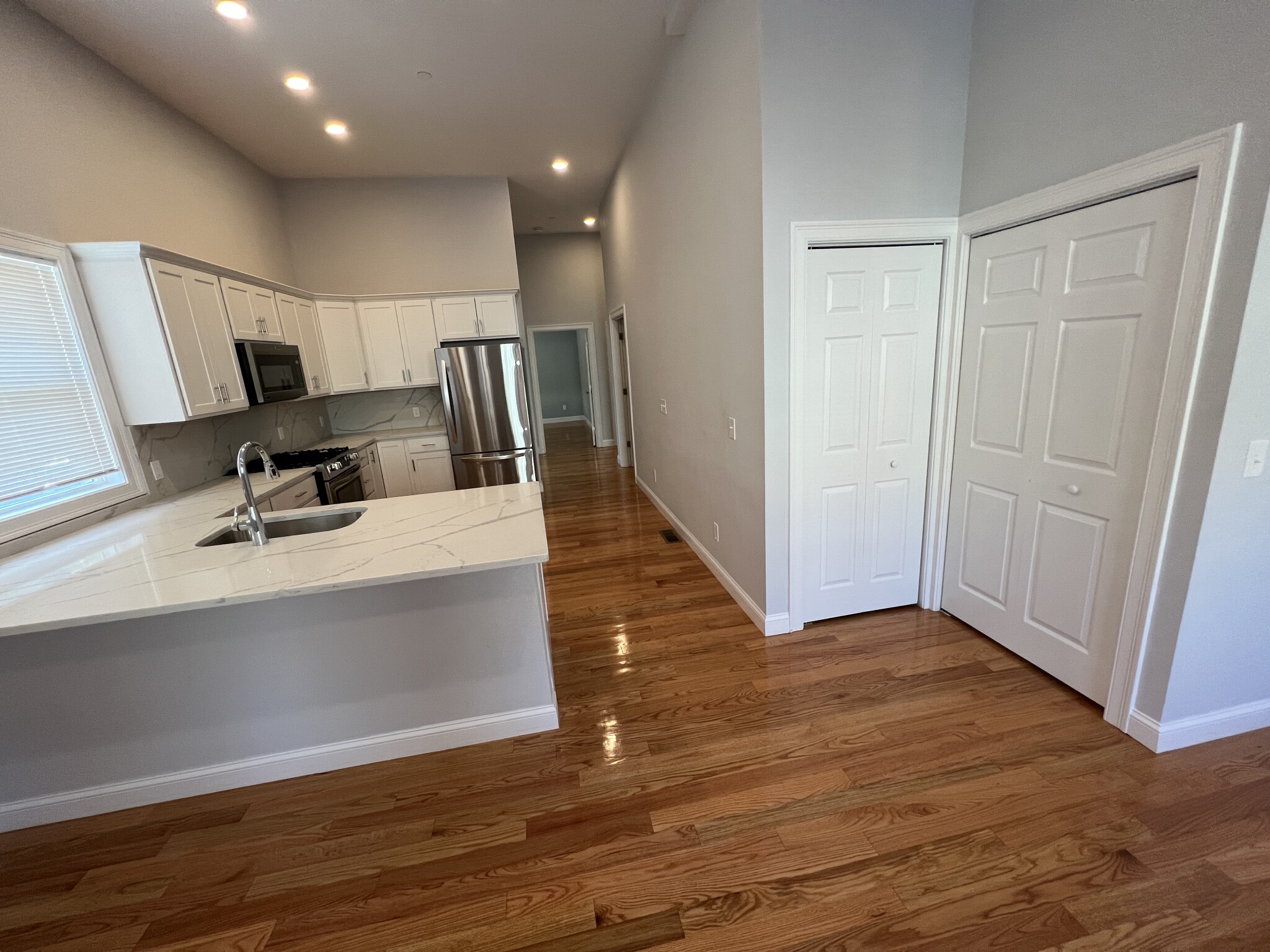 126 Cross St, East Somerville