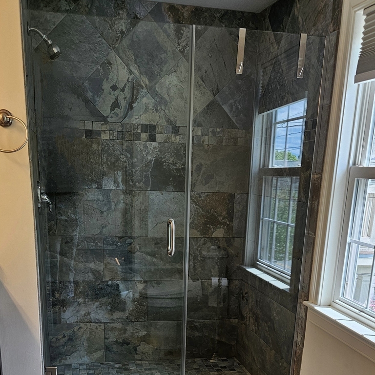 126 Waverley St, Belmont