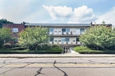 383 Langley Rd, Newton