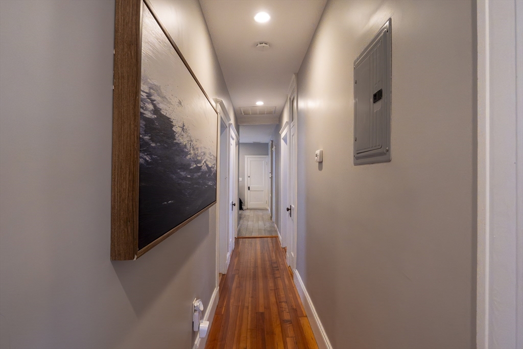 15 Castleton St, Jamaica Plain