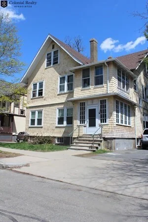 167 Tremont St, Brighton