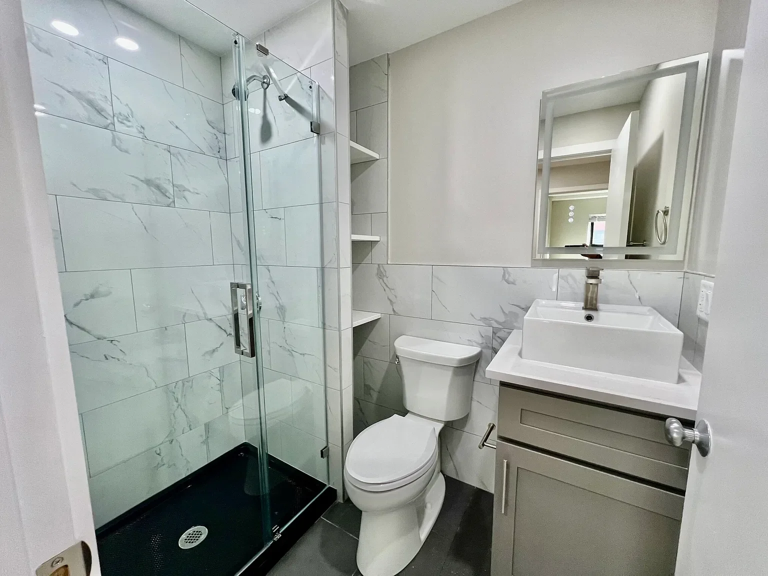 1661 Washington St, South End