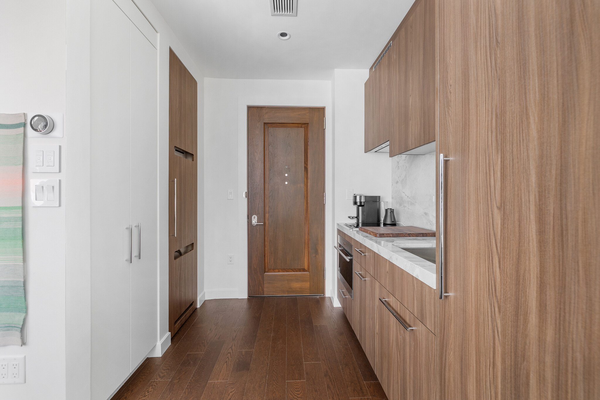 430 Stuart St, Back Bay