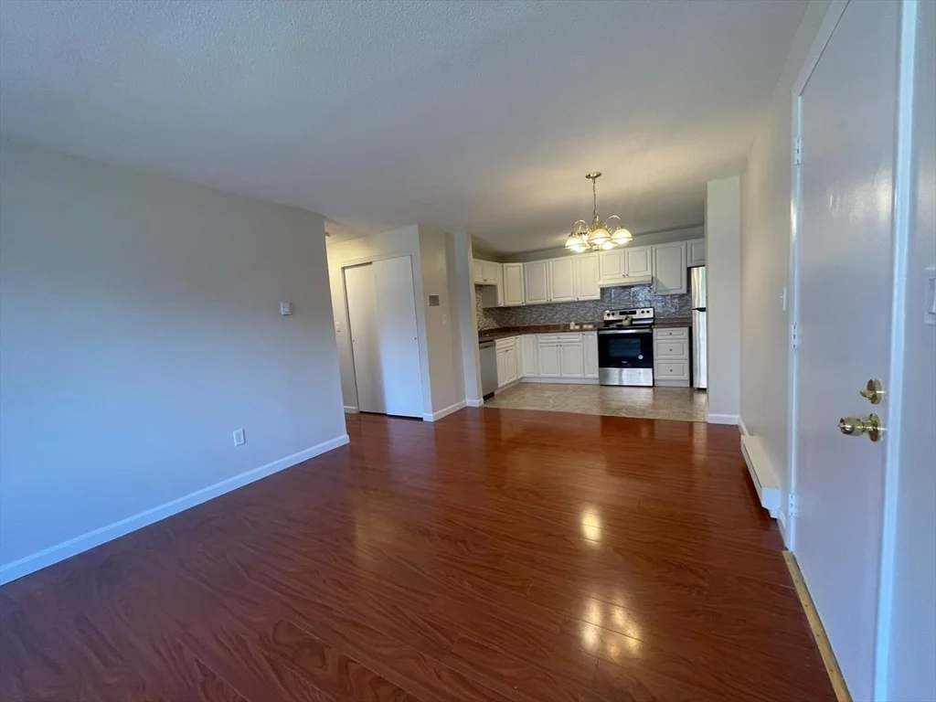 16-A Mayberry Dr, Westborough