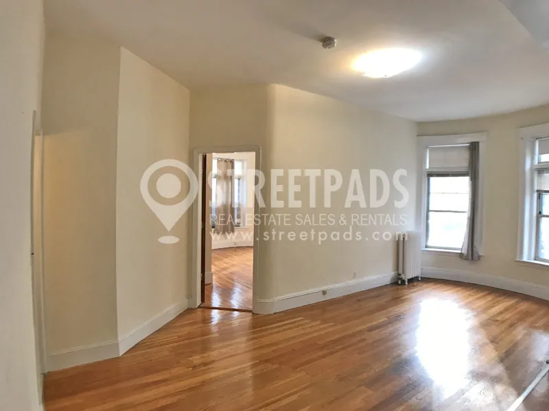 1315 Commonwealth Ave, Allston