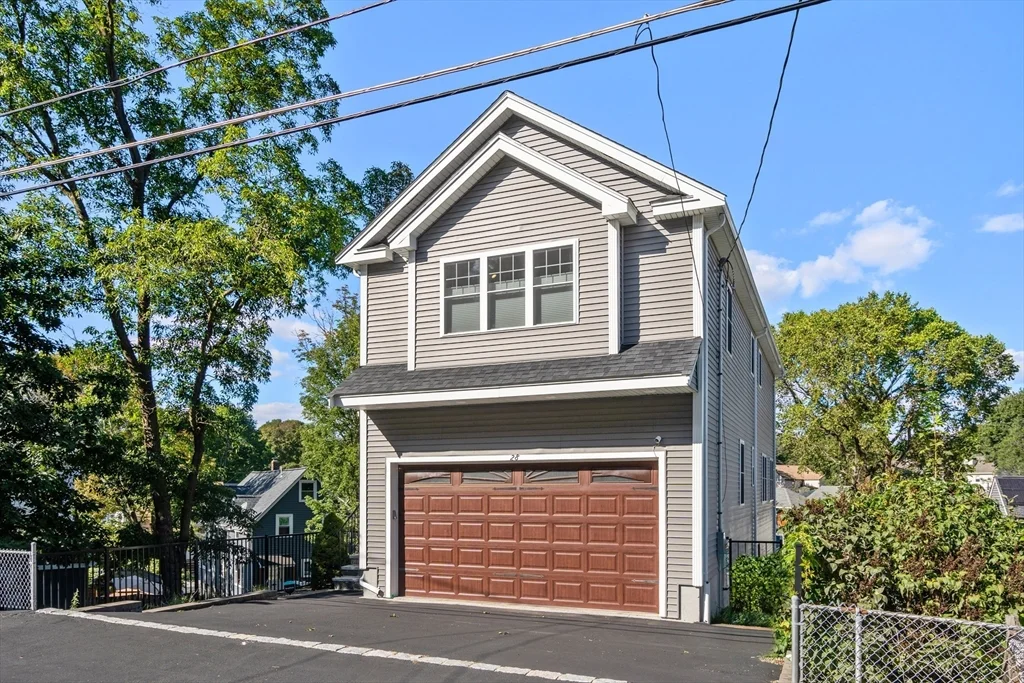 28 Park Ave, Medford