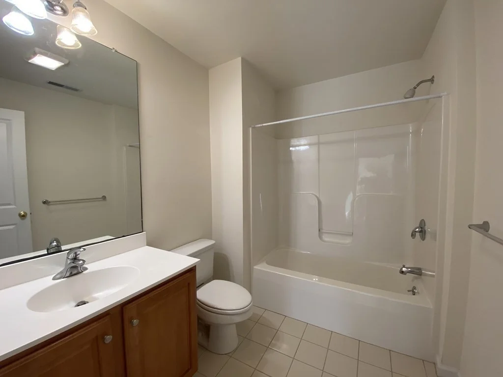 46 Tulip Cir, Grafton