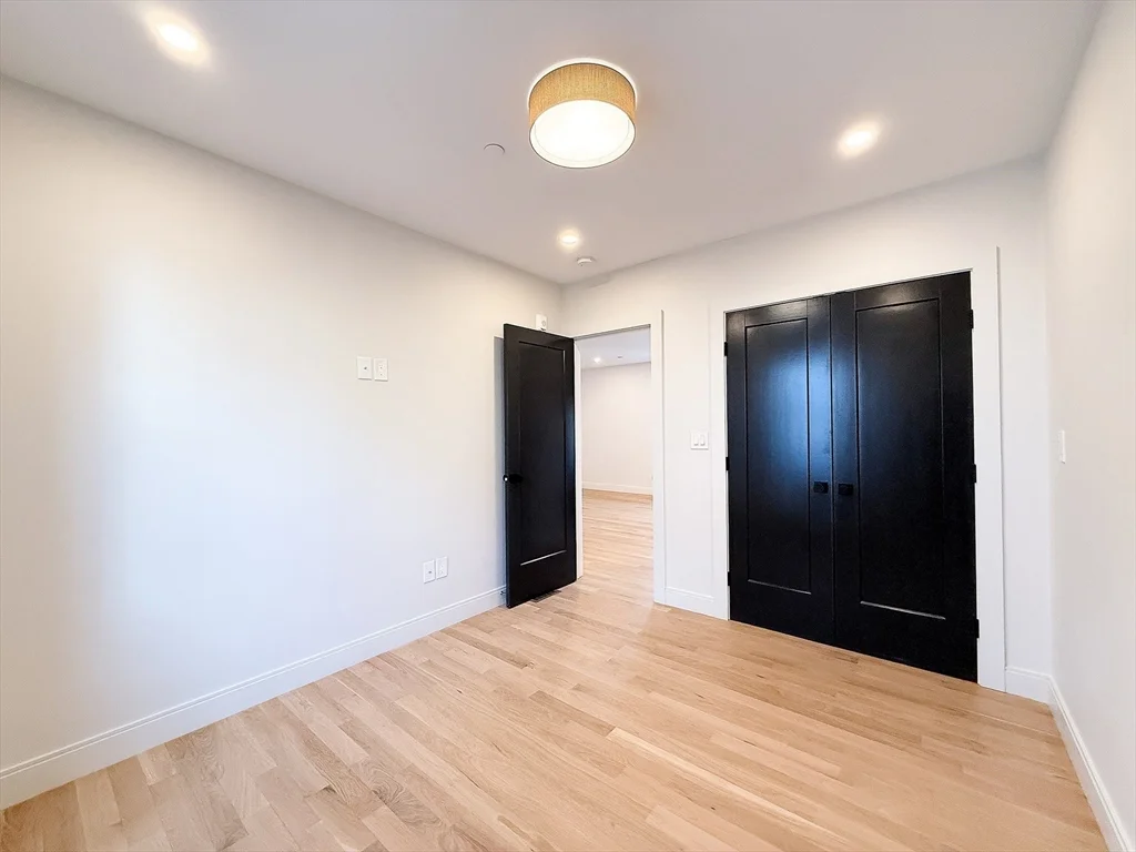99 5th St, East Cambridge
