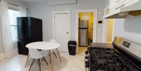 61 Crescent Ave, Boston