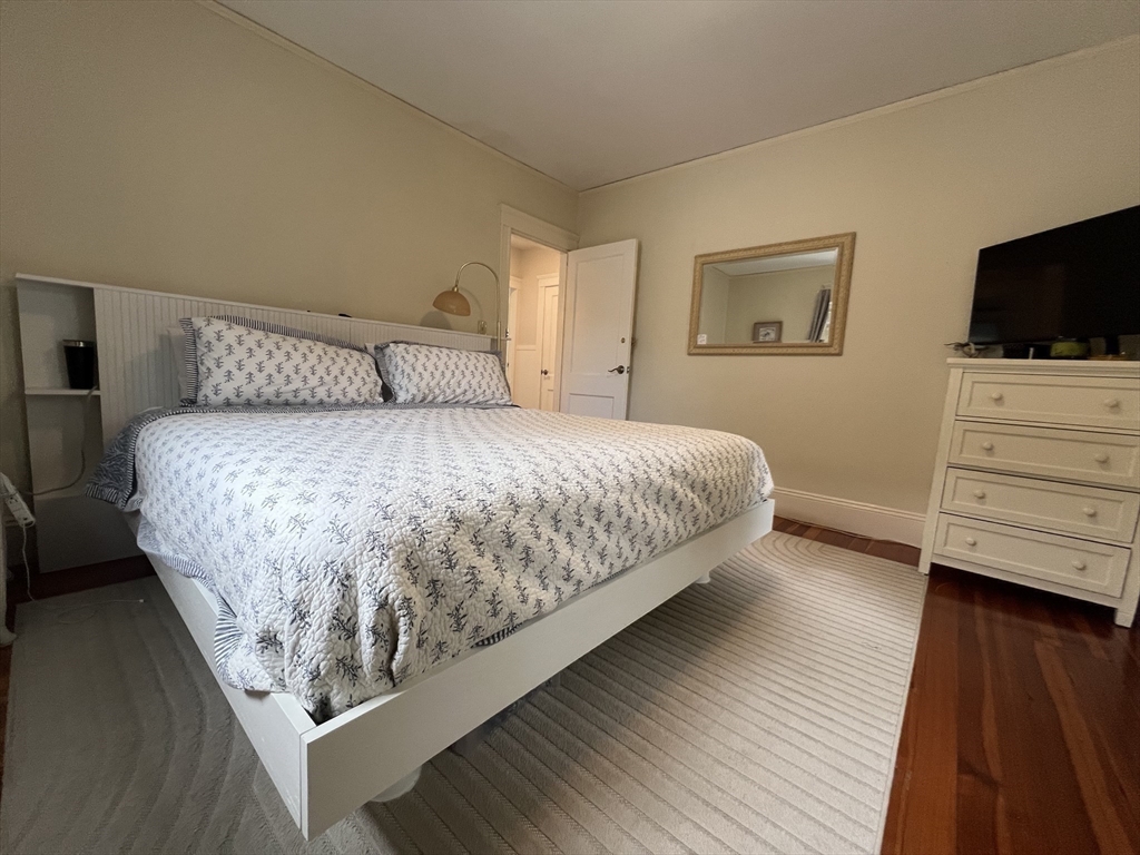 235 White St, Belmont