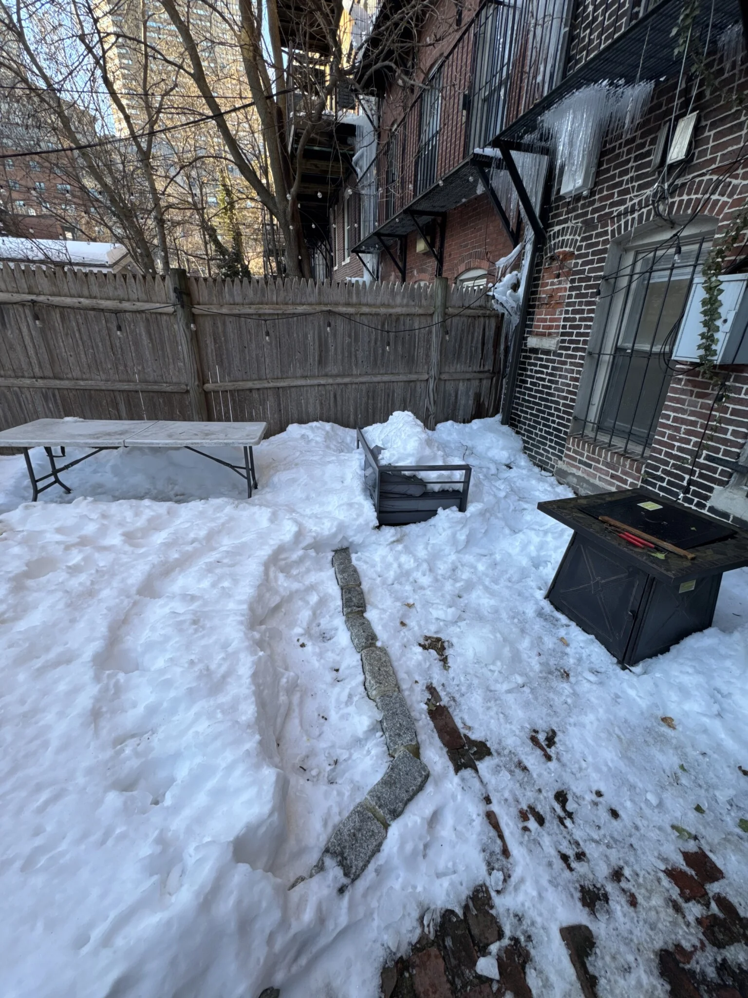 14 Yarmouth St, Back Bay